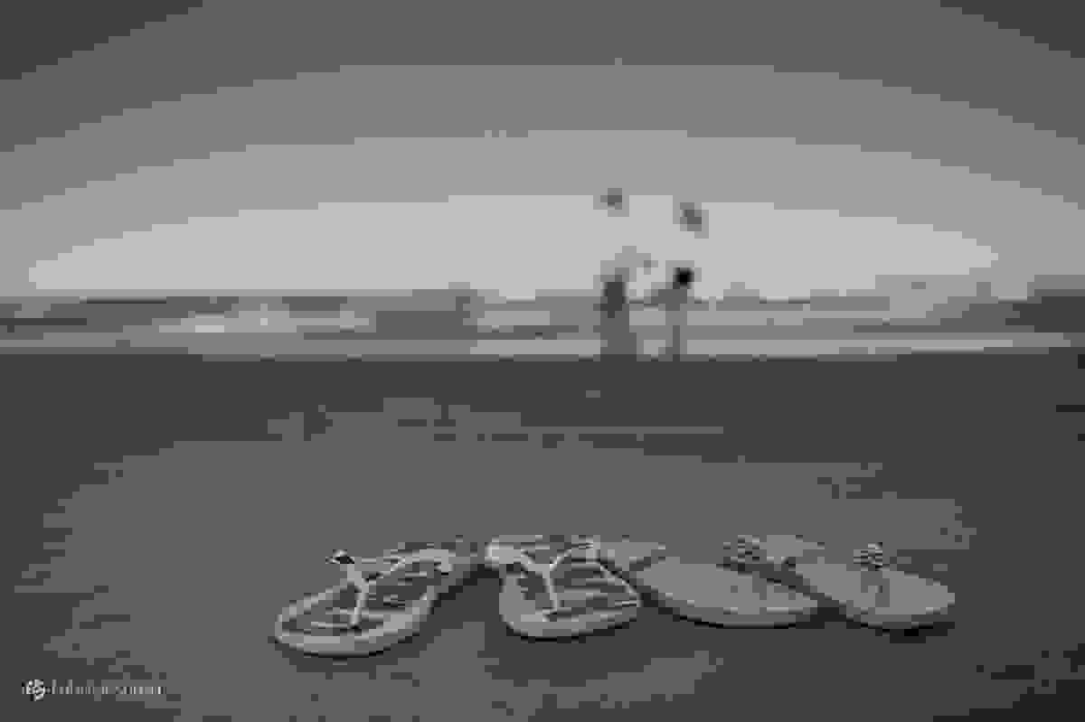 sandálias havaianas do casal na praia do Santinho em Floripa