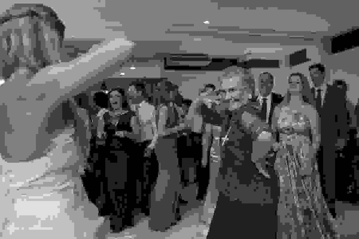 Festa animada e a vovó solta o gingado